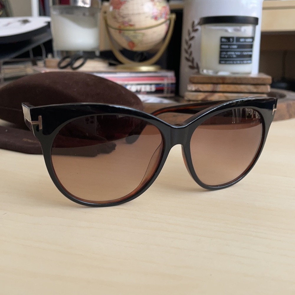 TOM FORD Sunglasses - Picture 4 of 9